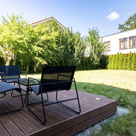 The Tourist 2bd/2bh Apt, Terrace+parking, By Cohost