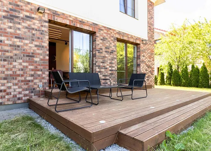 The Tourist 2bd/2bh Apt, Terrace+parking, By Cohost 克莱佩达