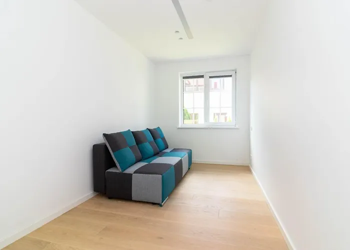 The Tourist 2bd/2bh Apt, Terrace+parking, By Cohost * 克莱佩达